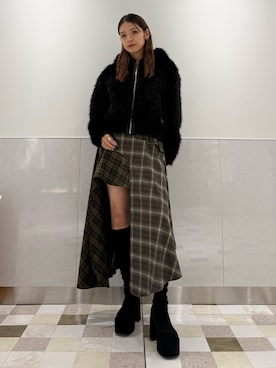 「厚底ブーツ」｜「アイテム（ブルゾン）」を使った、菅谷レイナさん（レディース・168cm）の秋コーディネート