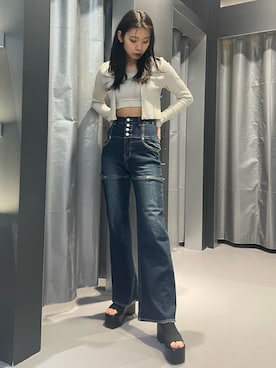 菅谷レイナさんのコーディネート