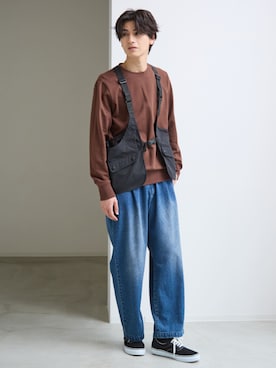 「nissen（ニッセン）の綿１００％デニムワイドタックパンツ【大きいサイズ有】（パンツ、ブルー系）」を使った、nissen Mens Modelsさん（メンズ・182cm）の秋コーディネート
