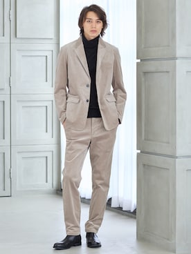 「アイテム（ニット/セーター）」を使った、nissen Mens Modelsさん（メンズ・185cm）の秋コーディネート