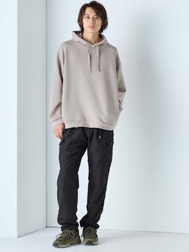 「アイテム（トップス）」を使った、nissen Mens Modelsさん（メンズ・185cm）の秋コーディネート