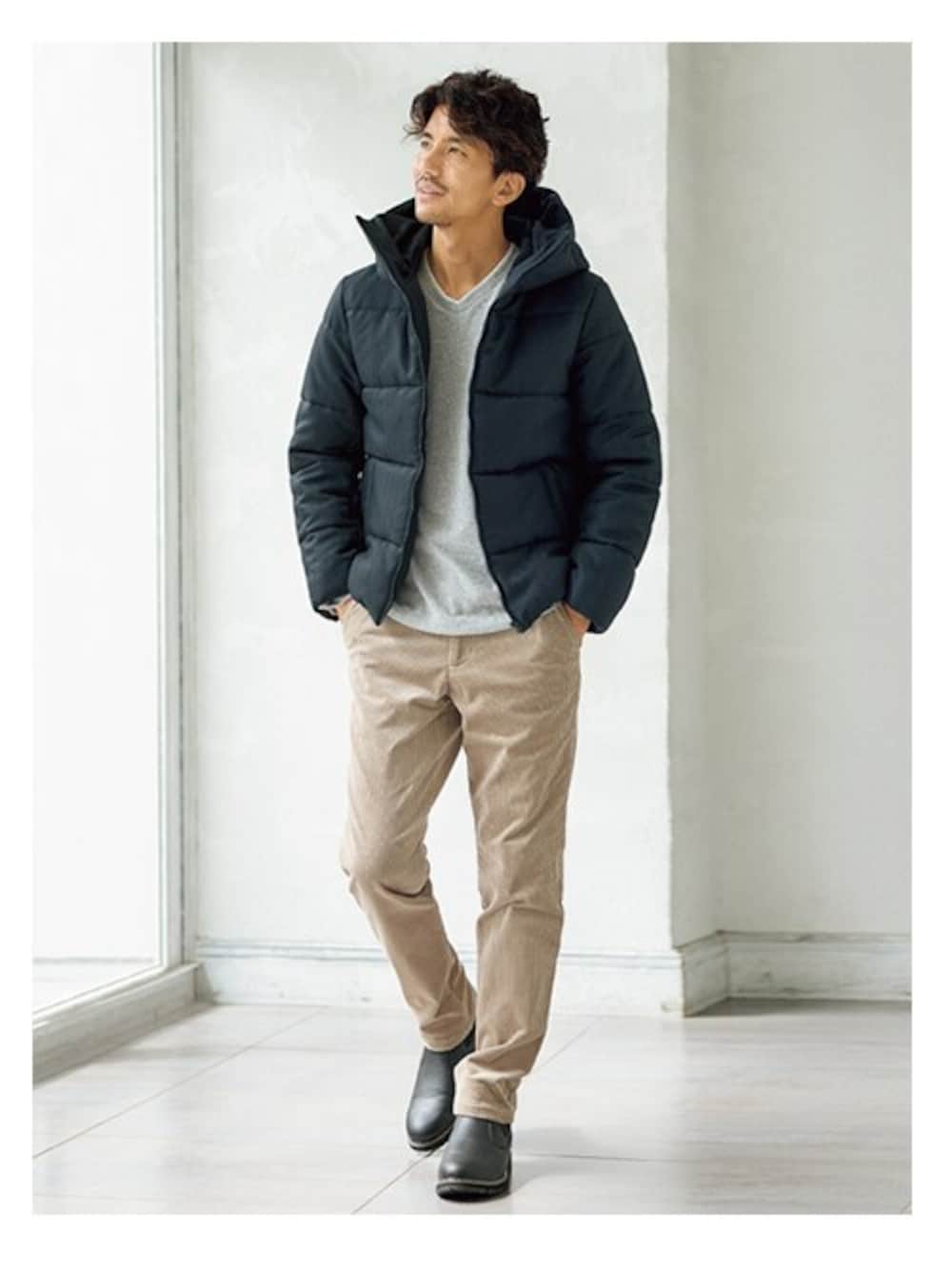 「メンズファッション、モデル、レギュラー、お出かけコーデ、お出かけスタイル」｜「nissenのストレッチコーデュロイパンツ（パンツ、ベージュ系）」を使った、nissen Mens Modelsさん（メンズ・183cm）の秋コーディネートの1枚目の写真
