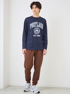 「nissen（ニッセン）のプリント長袖Tシャツ２枚組（アメカジ柄）【大きいサイズ有】（Tシャツ/カットソー、ブルー系）」を使った、nissen Mens Modelsさん（メンズ・182cm）の秋コーディネート