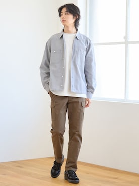 「nissen（ニッセン）の綿１００％ヘビーウェイトオーバーサイズ長袖Tシャツ（胸ポケット付）【大きいサイズ有】（Tシャツ/カットソー、ホワイト系）」を使った、nissen Mens Modelsさん（メンズ・182cm）の秋コーディネート