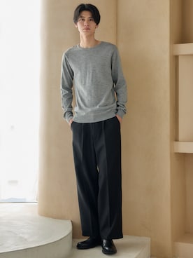 「クルーネックニット」｜nissen Mens Modelsさん（メンズ・185cm）の秋コーディネート