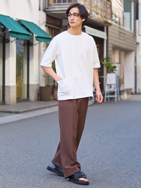 「nissen（ニッセン）のタックワイドスラックス【大きいサイズ有】（パンツ、ブラウン系）」を使った、nissen Mens Modelsさん（メンズ・185cm）の春コーディネート