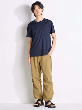 「nissen（ニッセン）のパラシュートパンツ（パンツ、ベージュ系）」を使った、nissen Mens Modelsさん（メンズ・185cm）の春コーディネート
