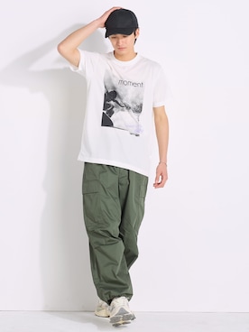 「nissen（ニッセン）のワイドカーゴパンツ（パンツ、グリーン系）」を使った、nissen Mens Modelsさん（メンズ・185cm）の春コーディネート