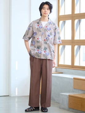 「nissen（ニッセン）の綿１００％お腹ゆったりポケット付クルーネック半袖Ｔシャツ（Tシャツ/カットソー、ホワイト系）」を使った、nissen Mens Modelsさん（メンズ・185cm）の春コーディネート