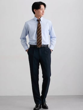 「アイテム（ビジネスシャツ）」を使った、nissen Mens Modelsさん（メンズ・182cm）の冬コーディネート