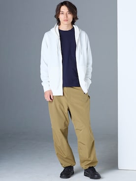 「アイテム（パーカー）」を使った、nissen Mens Modelsさん（メンズ・185cm）の秋コーディネート
