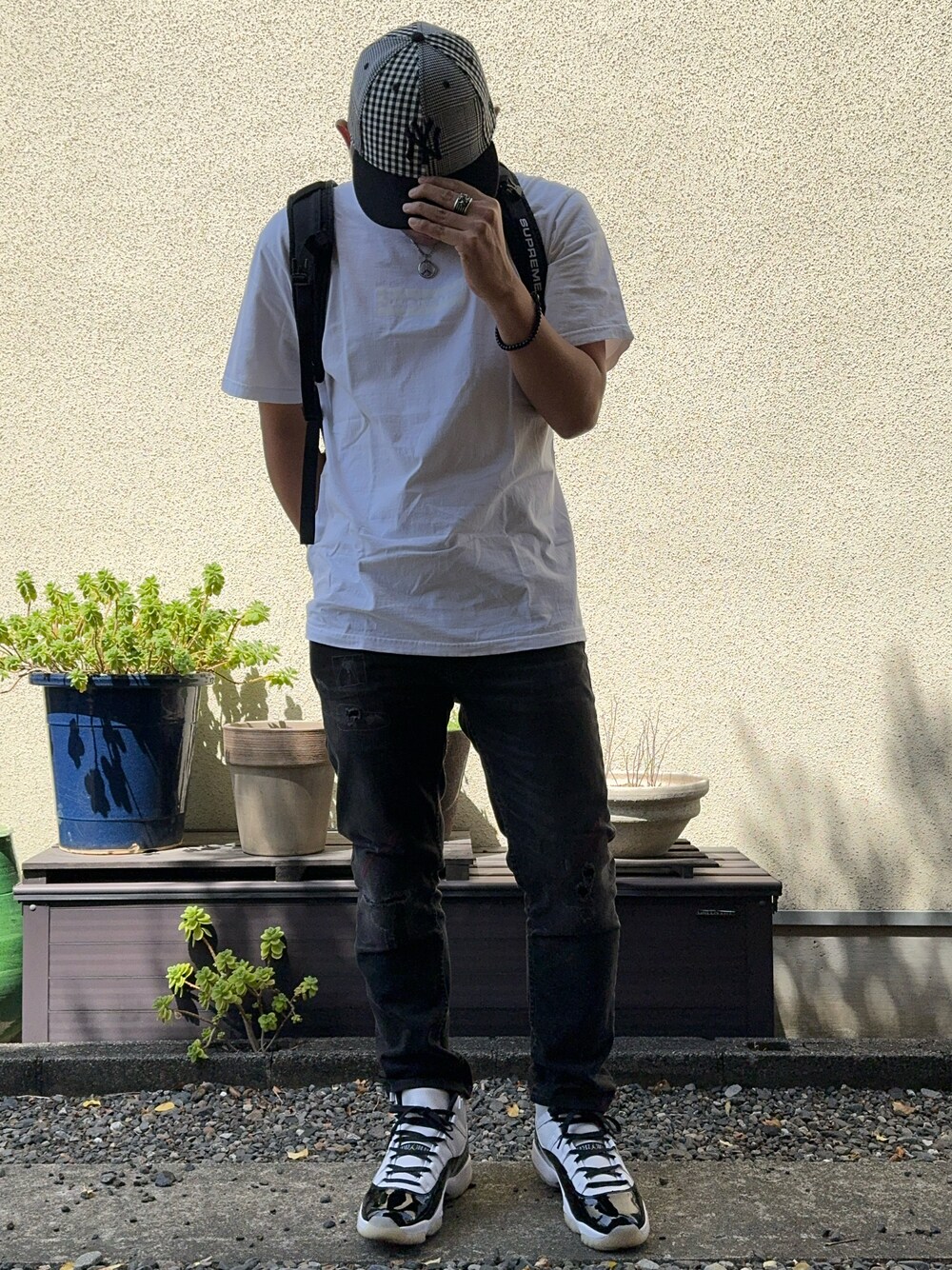 ブルー系のアイテムを使った「Air Jordan 11」の人気ファッション