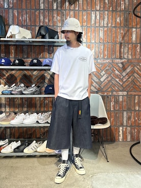 「SILAS（サイラス）のアイテム（Tシャツ/カットソー）」を使った、yo4hito0911さん（メンズ・174cm）の夏コーディネート