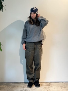 「アイテム（デニムパンツ、グリーン系）」を使った、Gramicciさん（レディース・158cm）の秋コーディネート