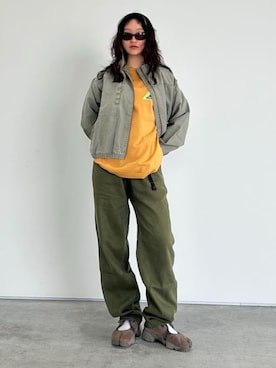「アイテム（その他アウター）」を使った、Gramicciさん（レディース・158cm）の秋コーディネート