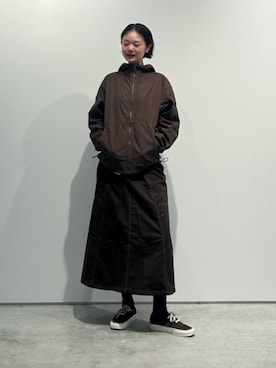 「アイテム（ナイロンジャケット）」を使った、Gramicciさん（レディース・164cm）の秋コーディネート