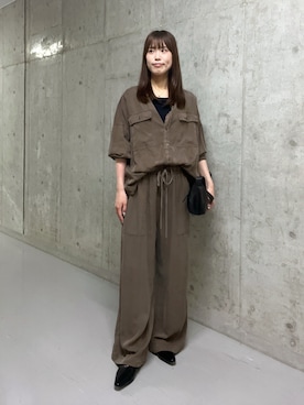 「RIVE DROITE（リヴドロワ）の【コーデのポイントに】レザーボディバッグ（ハンドバッグ）」を使った、kotoneさん（レディース・166cm）の夏コーディネート