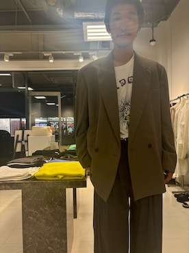 「アイテム（テーラードジャケット）」を使った、genさん（メンズ・178cm・20代）の秋コーディネート