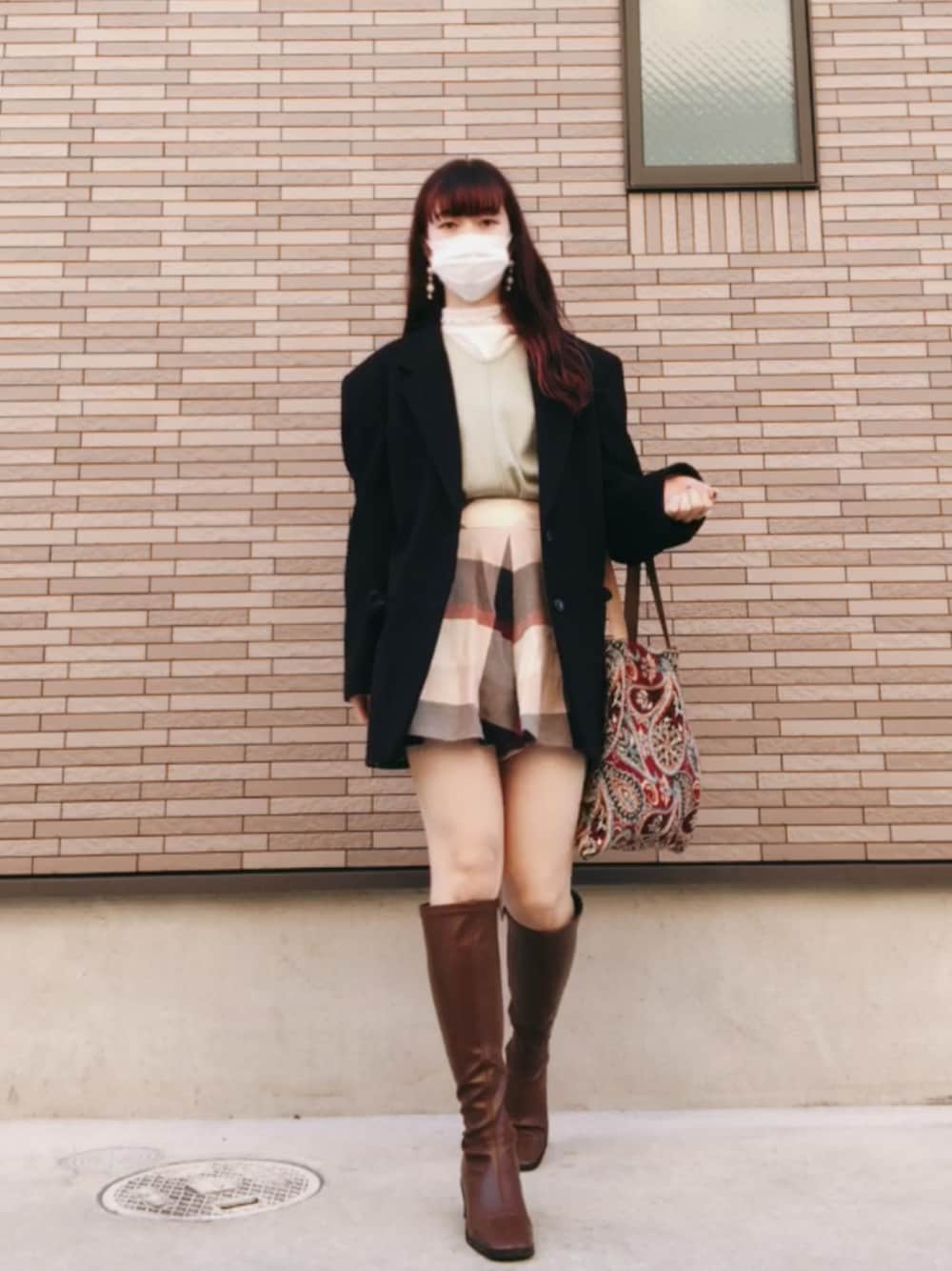 「未来のWEARISTAプロジェクト、冬のコーデ、おしゃれさんと繋がりたい、きれいめカジュアル、プチプラコーデ、スクエアトゥ、グリーン、ニット、ロングブーツ、レイヤードスタイル、おさがり、モックネック、しまむら、burberry、キュロット」｜「DHOLICのアイテム（ブーツ、ブラウン系）」を使った、strawberryさん（レディース・160cm）の冬コーディネートの1枚目の写真