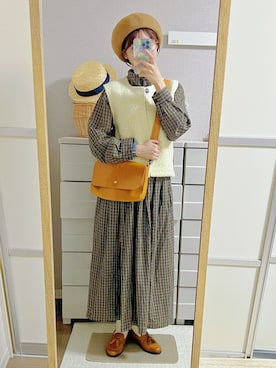 「アイテム（ベスト）」を使った、はるはるさん（レディース・158cm）の秋コーディネート