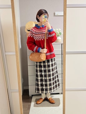 「アイテム（ローファー）」を使った、はるはるさん（レディース・158cm）の秋コーディネート