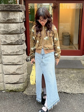 「アイテム（デニムスカート）」を使った、R I K Oさん（レディース・161cm）の秋コーディネート