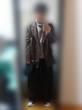 「ブラウン×ブラック」｜「アイテム（チノパンツ）」を使った、ピローさん（メンズ・170cm）の秋コーディネート