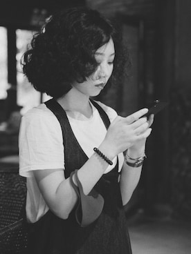 「JW Anderson（ジェイダブリューアンダーソン）のアイテム（Tシャツ/カットソー）」を使った、叫我梅西女士さん（レディース・159cm）の秋コーディネート