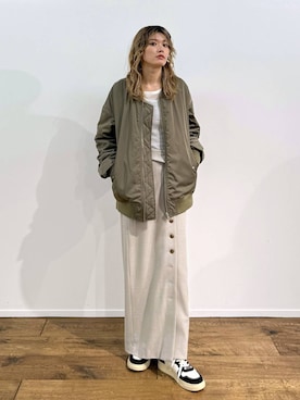 「ナチュラル」｜「アイテム（MA-1）」を使った、maiさん（レディース・161cm）の秋コーディネート