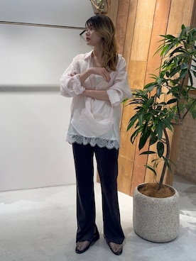「BABYLONE（バビロン）のラミーシアーカシュクールシャツ（シャツ/ブラウス、ピンク系）」を使った、maiさん（レディース・161cm）の春コーディネート
