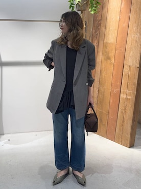 「HENRI EN VARGO（ヘンリエンヴァーゴ）の【HENRI EN VARGO】＜別注＞ポインテッドフラット（パンプス、グリーン系）」を使った、maiさん（レディース・161cm）の秋コーディネート
