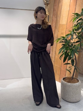 「BABYLONE（バビロン）の【多機能素材】撥水2WAYトラックパンツ（その他パンツ、ブラウン系）」を使った、maiさん（レディース・161cm）の春コーディネート