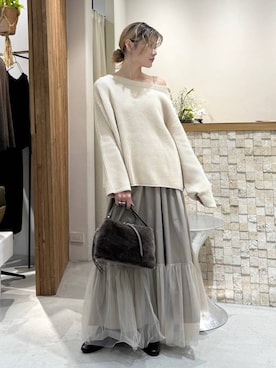 「アイテム（スカート、ベージュ系）」を使った、maiさん（レディース・161cm）の冬コーディネート