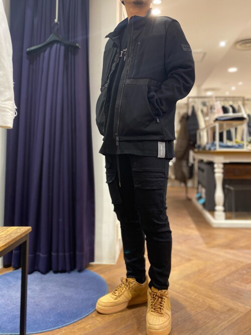 TATRAS（タトラス）の「TATRAS(タトラス) ZIROMU ライトダウンブルゾン