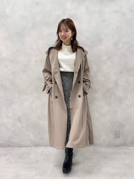 「服とコスメでなりたい自分に」｜「アイテム（トレンチコート）」を使った、かなみさん（レディース・156cm）の冬コーディネート