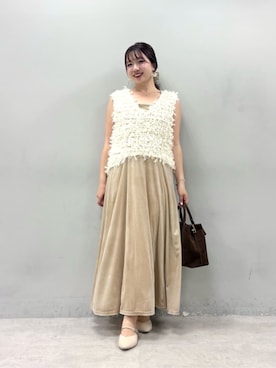 「natural couture（ナチュラルクチュール）のリボンフリンジベスト（ベスト、ホワイト系）」を使った、かなみさん（レディース・156cm）の夏コーディネート