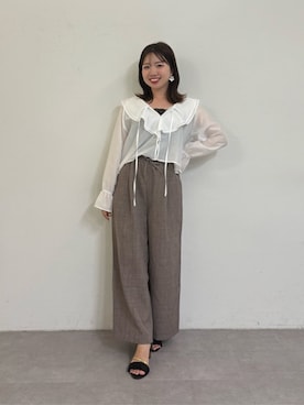 「natural couture（ナチュラルクチュール）のアイテム（シャツ/ブラウス）」を使った、かなみさん（レディース・156cm）の夏コーディネート