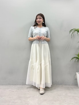 「natural couture（ナチュラルクチュール）のエアリーメッシュヘムスカート（スカート、ホワイト系）」を使った、かなみさん（レディース・156cm）の春コーディネート