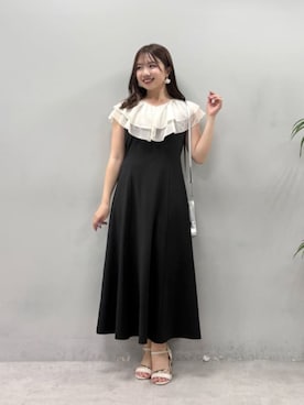 「natural couture（ナチュラルクチュール）の〈osono〉フリルカラーリップルワンピース（ワンピース、ブラック系）」を使った、かなみさん（レディース・156cm）の春コーディネート