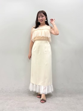 「natural couture（ナチュラルクチュール）のレースレイヤードスカート（スカート、ホワイト系）」を使った、かなみさん（レディース・156cm）の春コーディネート