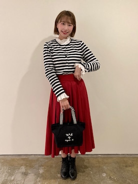 「カラー×コーデ」｜「アイテム（バッグ）」を使った、To b. by agnès b.さん（レディース・160cm）の春コーディネート