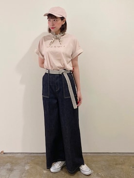 「デニムっていいよね」｜「アイテム（財布/小物）」を使った、To b. by agnès b.さん（レディース・160cm）の春コーディネート