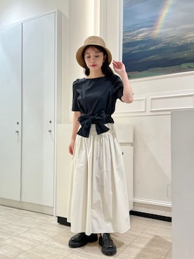 To b. by agnès b.さんのコーディネート