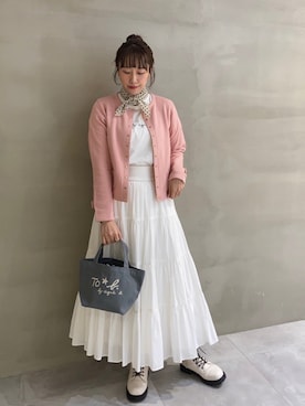 「ティアードスカート」｜「アイテム（財布/小物）」を使った、To b. by agnès b.さん（レディース・160cm）の春コーディネート