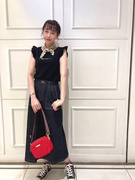 「デニムっていいよね」｜「アイテム（財布/小物）」を使った、To b. by agnès b.さん（レディース・160cm）の夏コーディネート