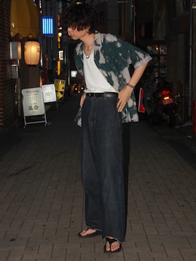 ぺーたーさんの「Wide straight denim pants / ワイドストレートデニムパンツ」を使ったコーディネート