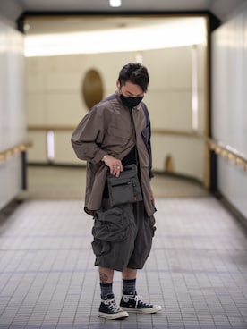 「oqLiq（オークリック）のアイテム（バッグ）」を使った、Jim Ryanさん（メンズ・167cm）の夏コーディネート