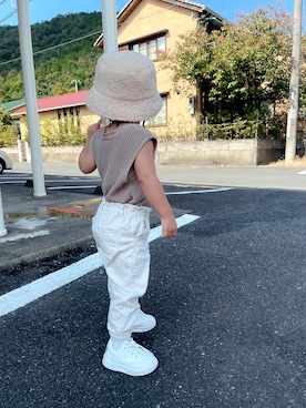 「SHEINのアイテム（帽子、ベージュ系）」を使った、uuuiさん（キッズ・100cm）の秋コーディネート