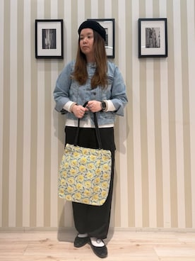 「SHOO・LA・RUE（シューラルー）の【SHOO・LA・RUE DENIM/S-LL/高レビュー】大人のための ノーカラーデニムジャケット（デニムジャケット、ブルー系）」を使った、miiii54さん（レディース）の冬コーディネート