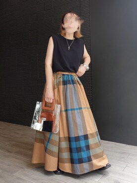 「CORNERS（コーナーズ）のアイテム（ハンドバッグ）」を使った、yuminyさん（レディース・162cm）の夏コーディネート